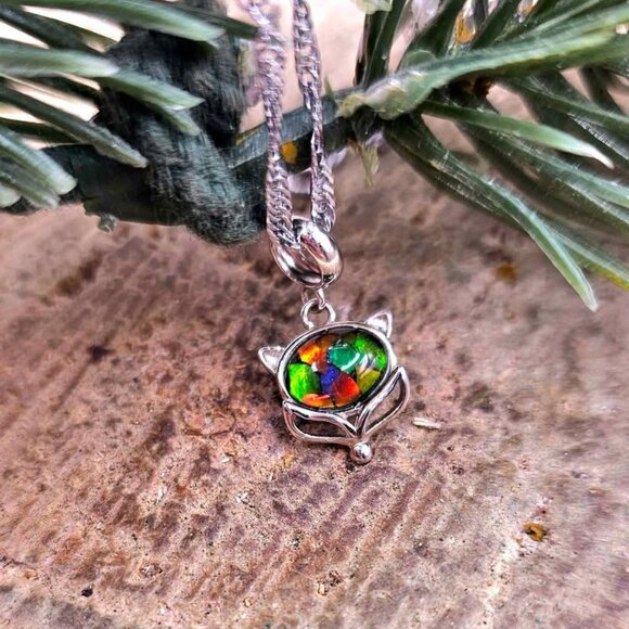 Nature Rainbow Ammolite Inlay 925 Fox Pendant Necklace - Picture 8 of 11